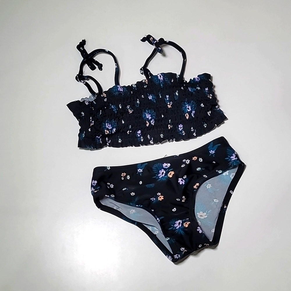 3/$30 MANDARINE & CO. Ruffle Floral 2 piece Bathing Suit Swim Navy Set